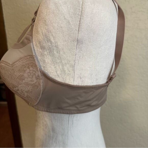 Maidenform Dreamwire Push Up Underwire Bra Beige Size 38C - Picture 7 of 11